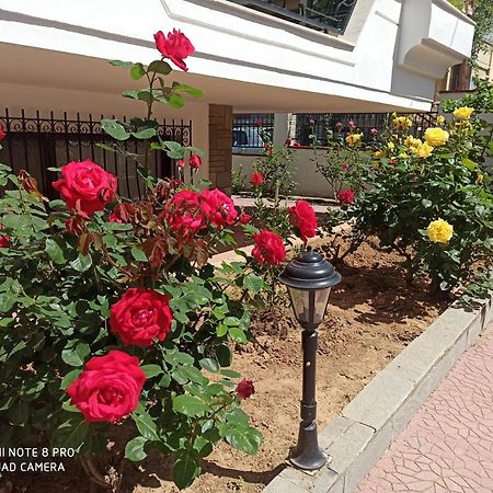 Olga'S Apartments Olympus And Garden View Nea Michaniona Exterior photo